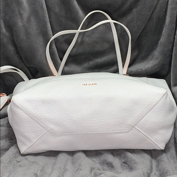 ❌❌ SOLD ❌❌ Ted Baker Pionila Tote - Picture 3 of 5